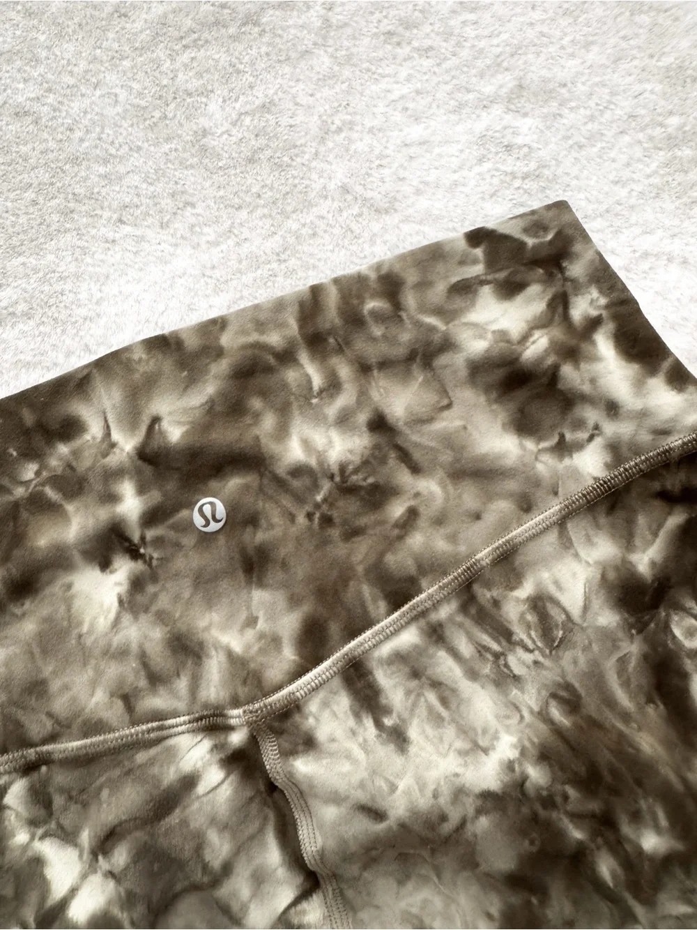 Lululemon Align High-Rise Pant 25” Diamond Dye Light Sage Medium Olive Size 12